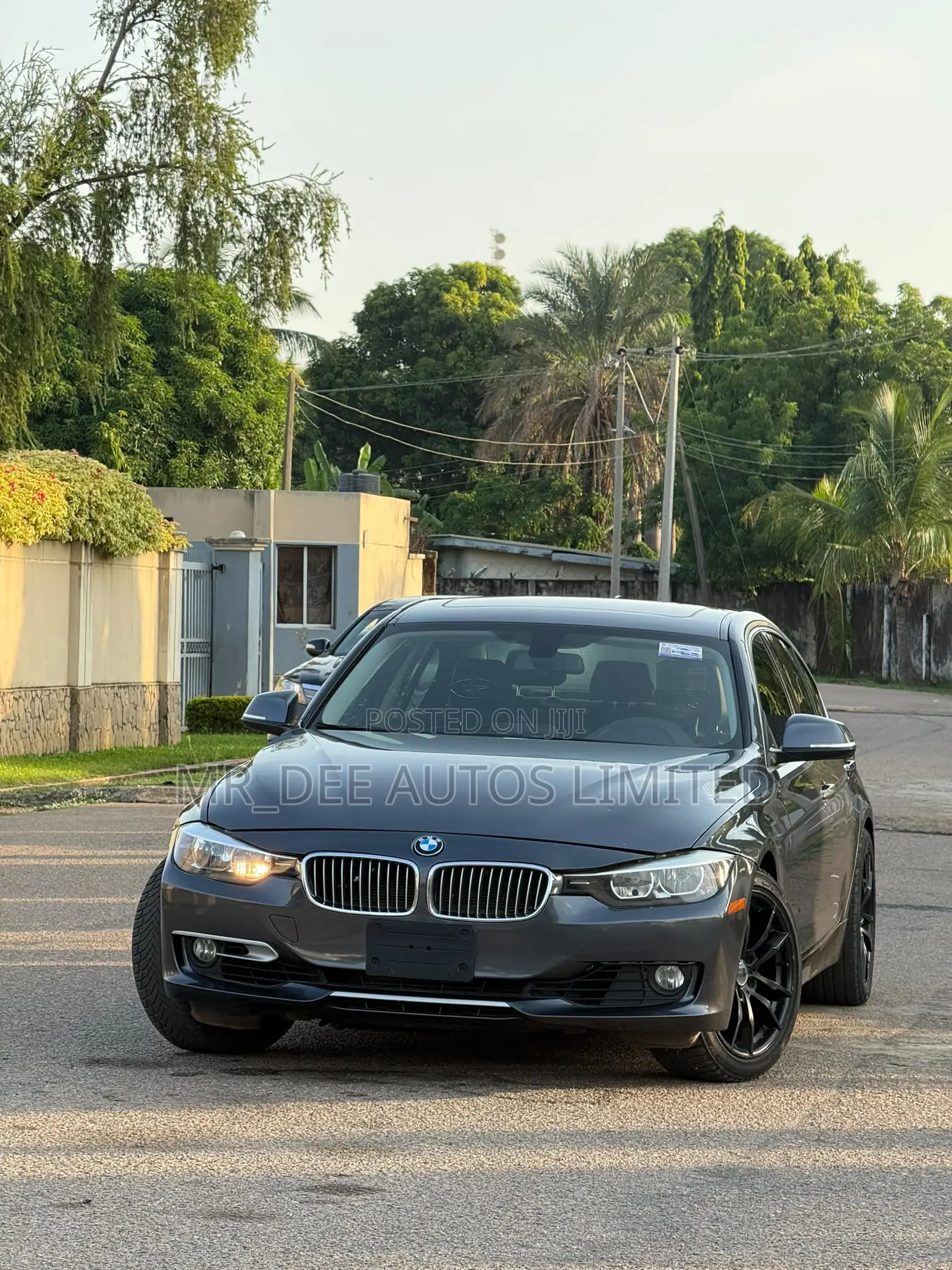 BMW 320i 2014 Gray