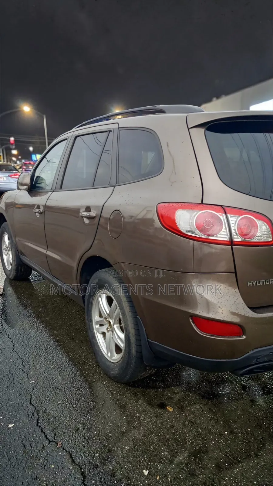 Hyundai Santa Fe 2012 Brown