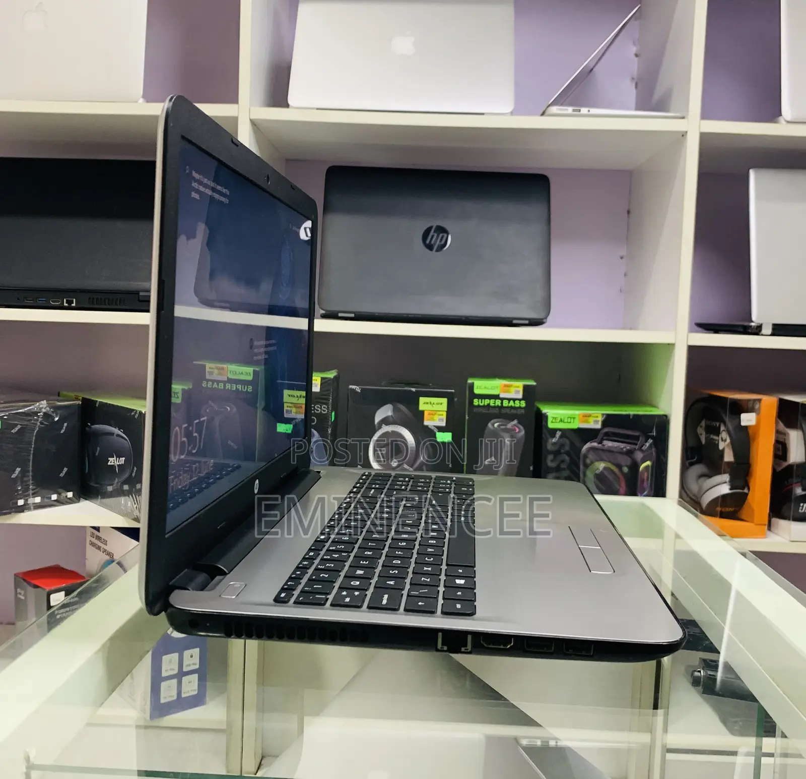 Laptop HP 255 G4 8GB AMD A8 HDD 500GB