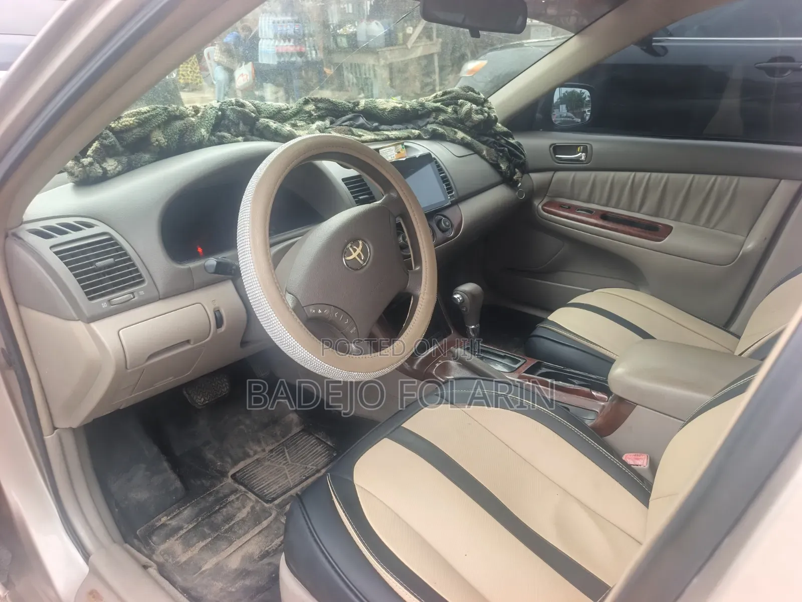 Toyota Camry 2006 Gold
