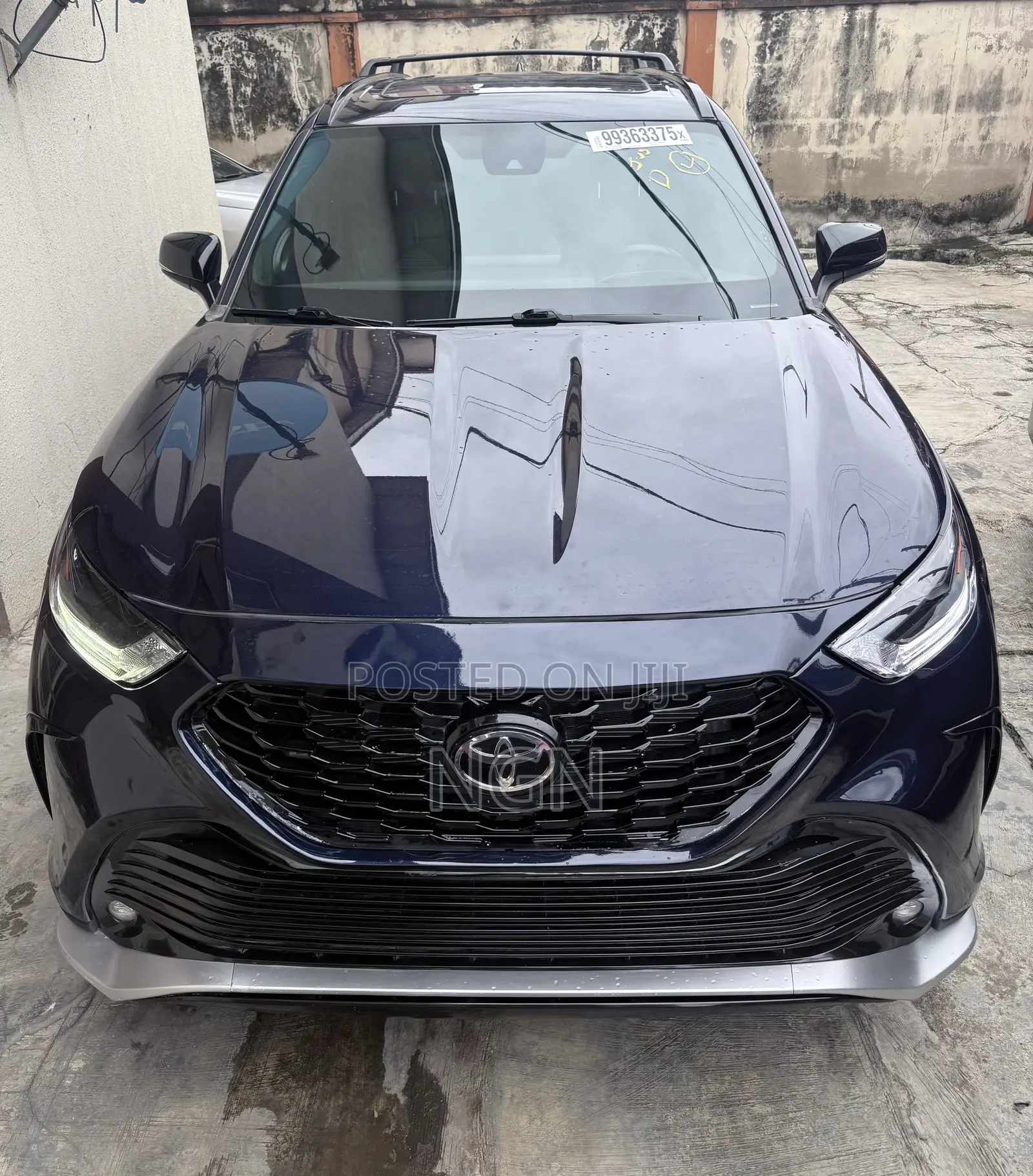 Toyota Highlander XSE 2021 Blue