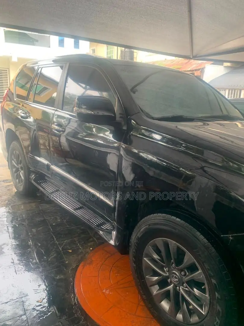 Lexus LX 2017 Black