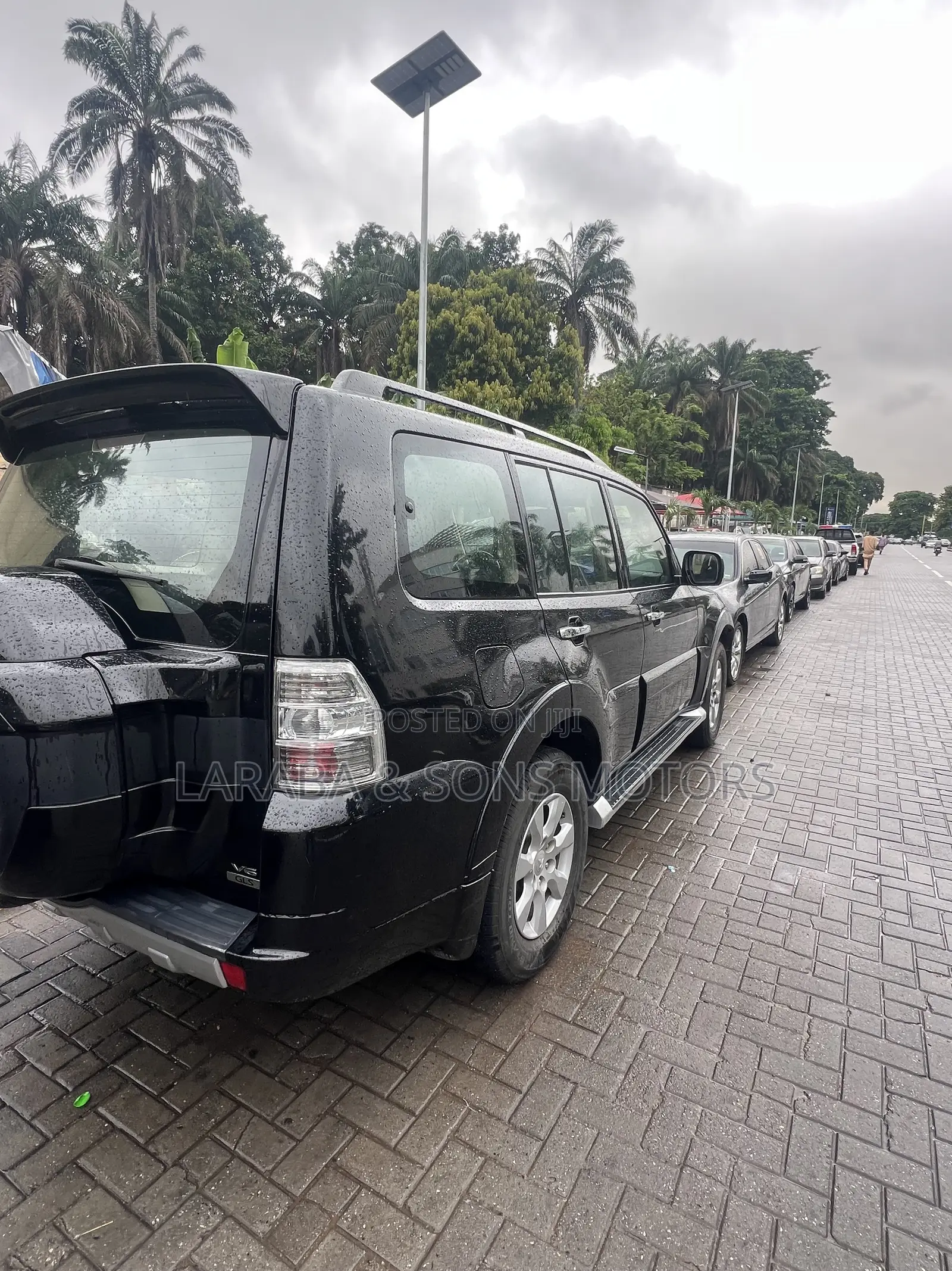 Mitsubishi Pajero Sport GLX 2019 Black