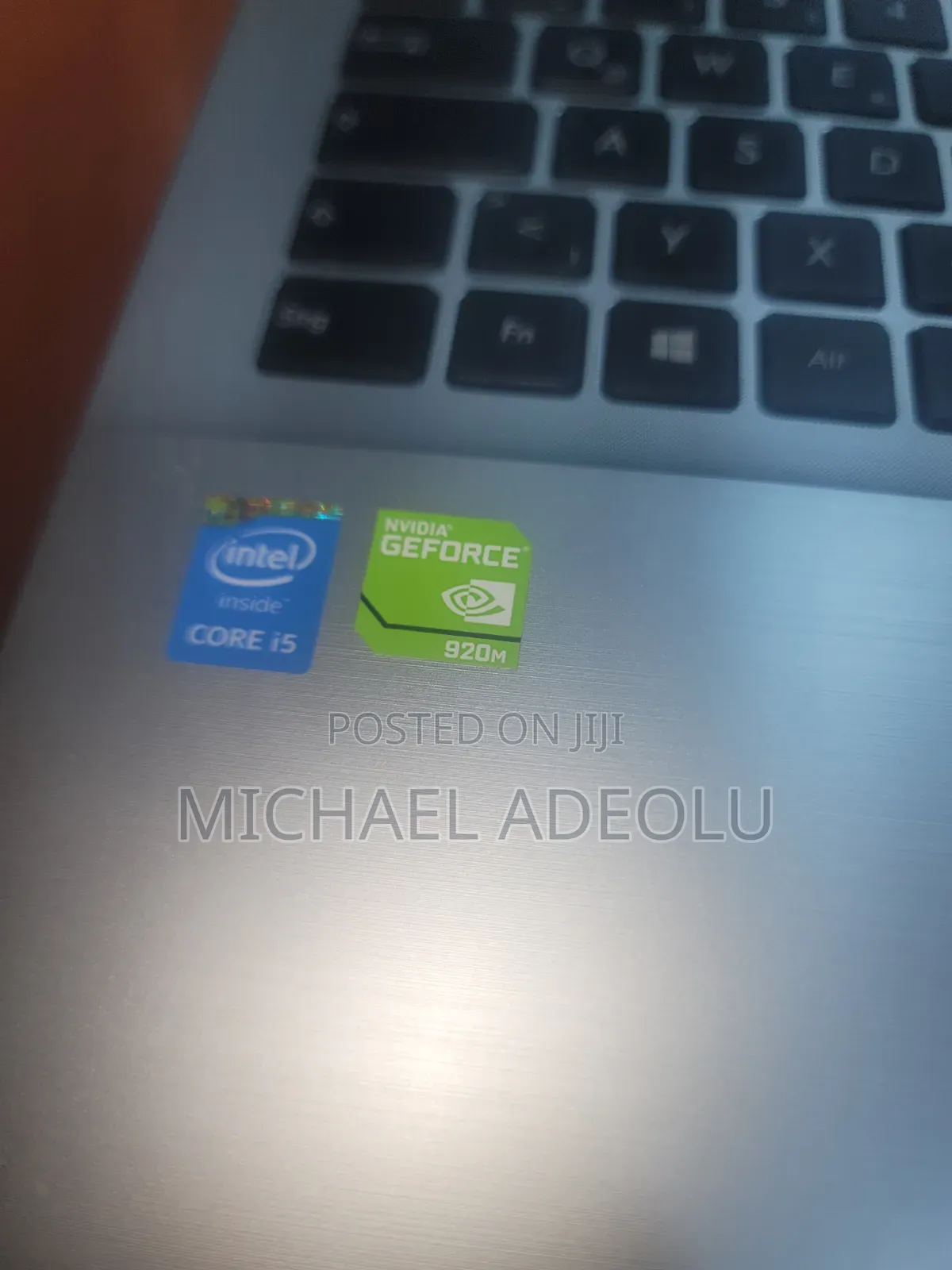 Laptop Asus X555LA 8GB Intel Core i5 HDD 500GB