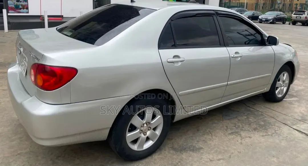 Toyota Corolla Sedan 2003 Silver