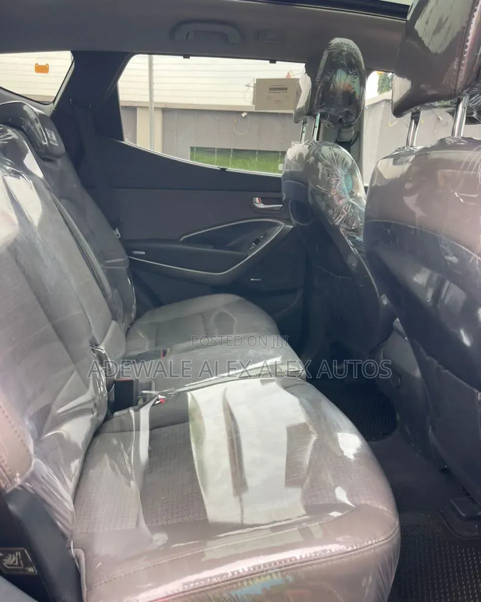Hyundai Santa Fe 2015 Gray