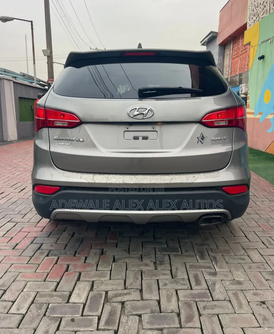 Hyundai Santa Fe 2015 Gray