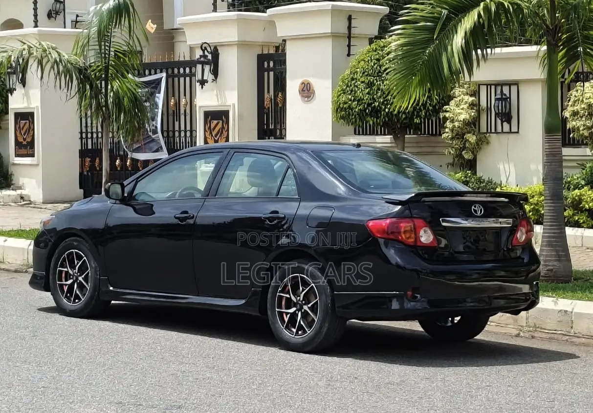 Toyota Corolla 2009 Black