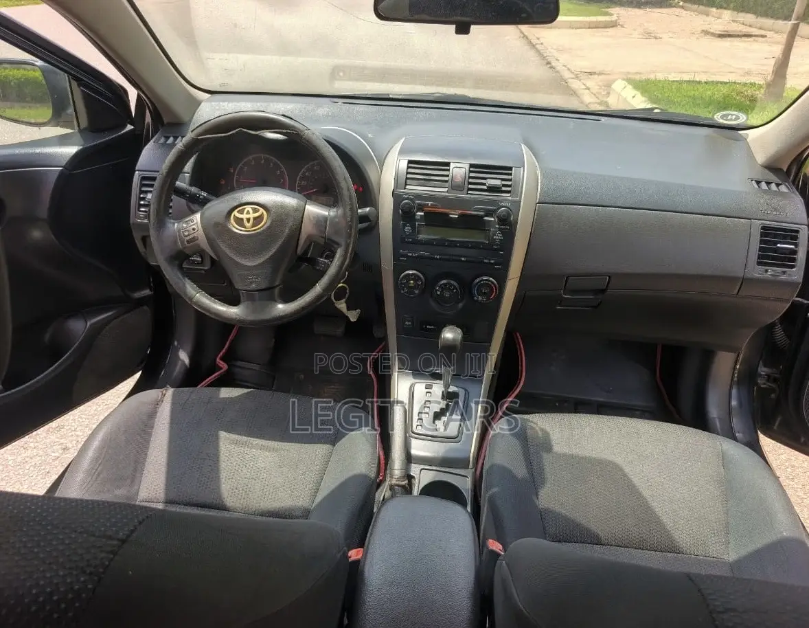 Toyota Corolla 2009 Black