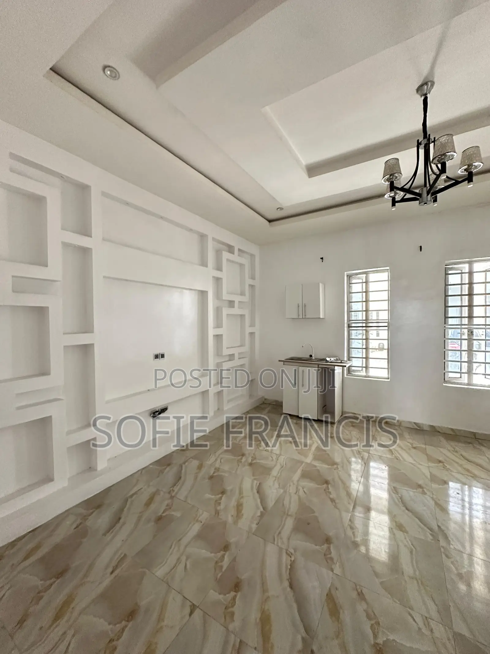 Mini Flat in Ikota, VGC / Ajah for rent
