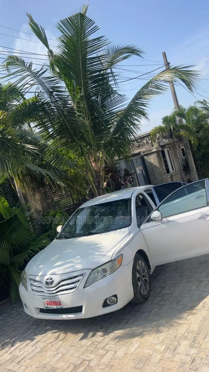 Toyota Camry SE 4dr Sedan (2.4L 4cyl 5A) 2007 White