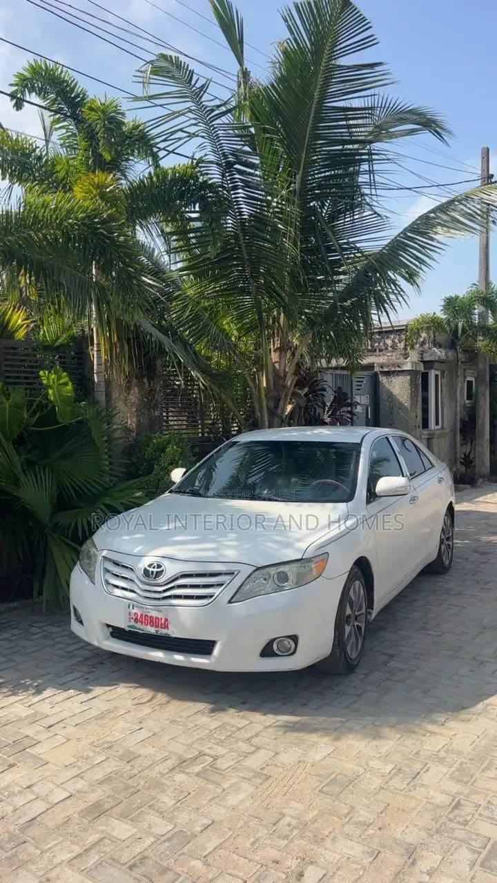 Toyota Camry SE 4dr Sedan (2.4L 4cyl 5A) 2007 White