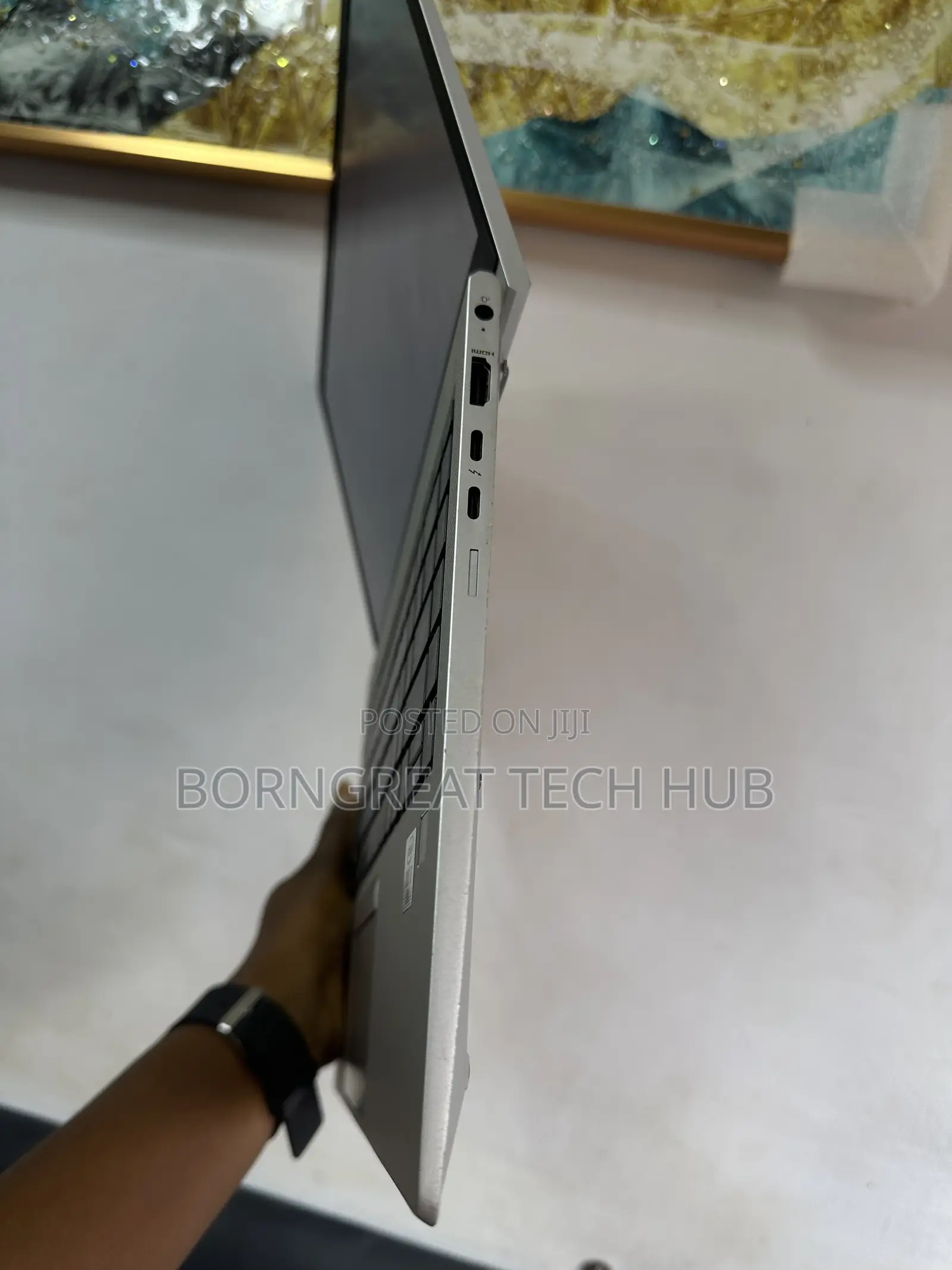 New Laptop HP EliteBook 840 G7 8GB Intel Core i7 SSD 256GB