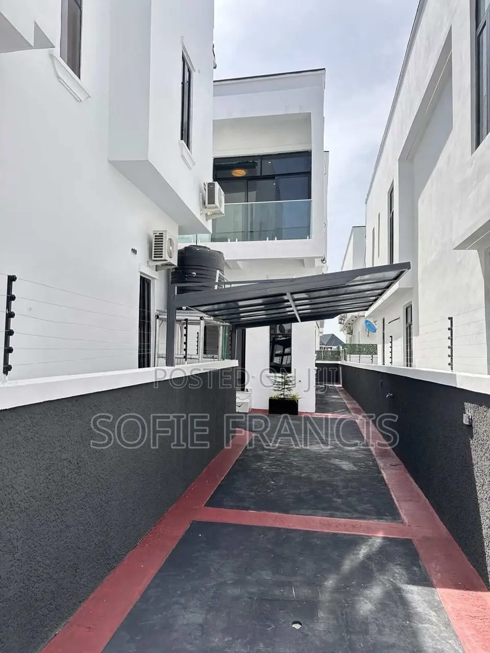 4bdrm Duplex in Orchid, VGC / Ajah for rent