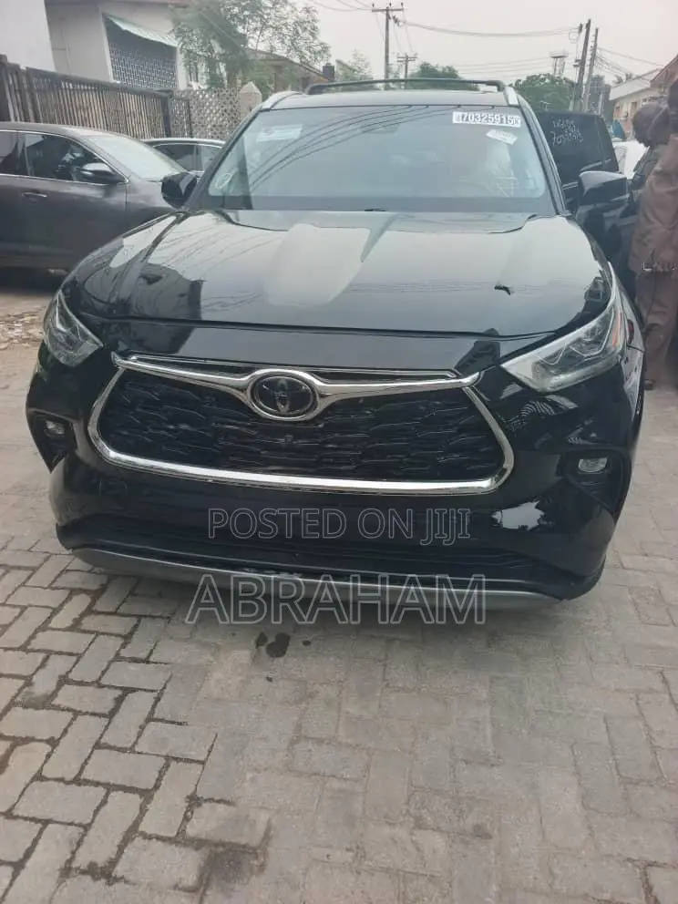 Toyota Highlander Platinum AWD 2023 Black