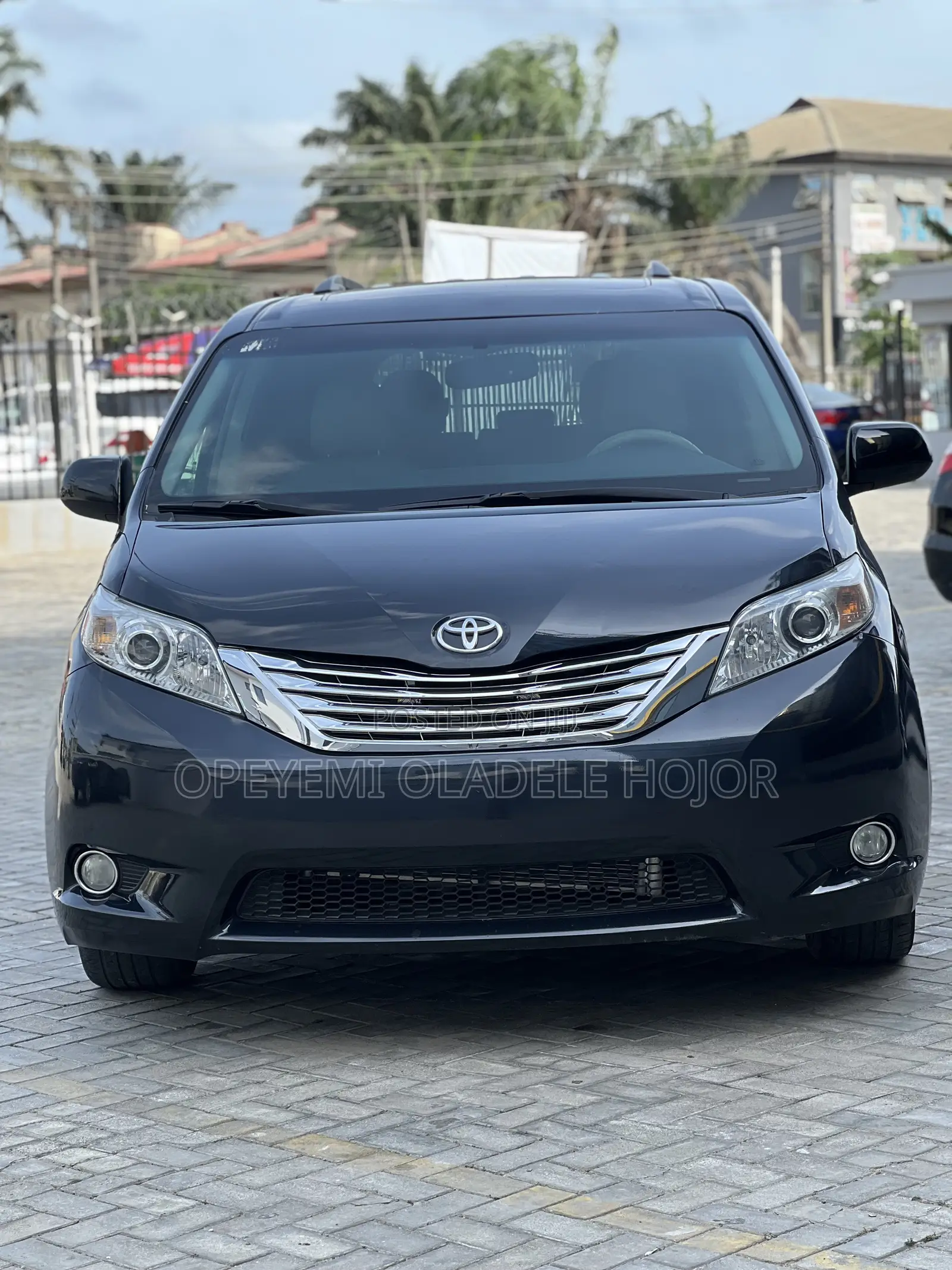 Toyota Sienna XLE 7 Passenger 2012 Burgundy