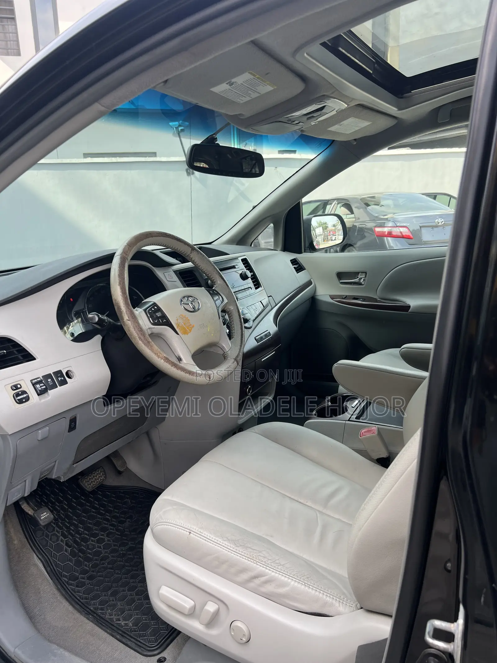 Toyota Sienna XLE 7 Passenger 2012 Burgundy