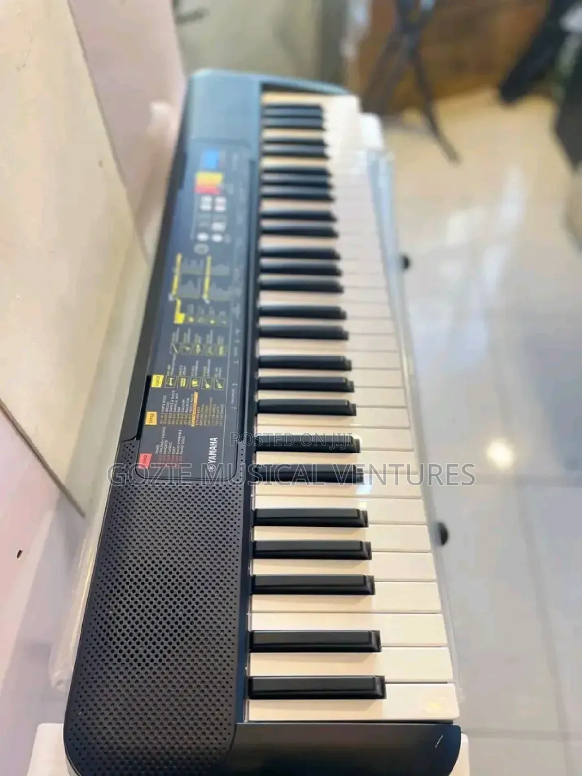 Yamaha Keyboard PSR -F52 Complete 61 Key's With Original Adaptor