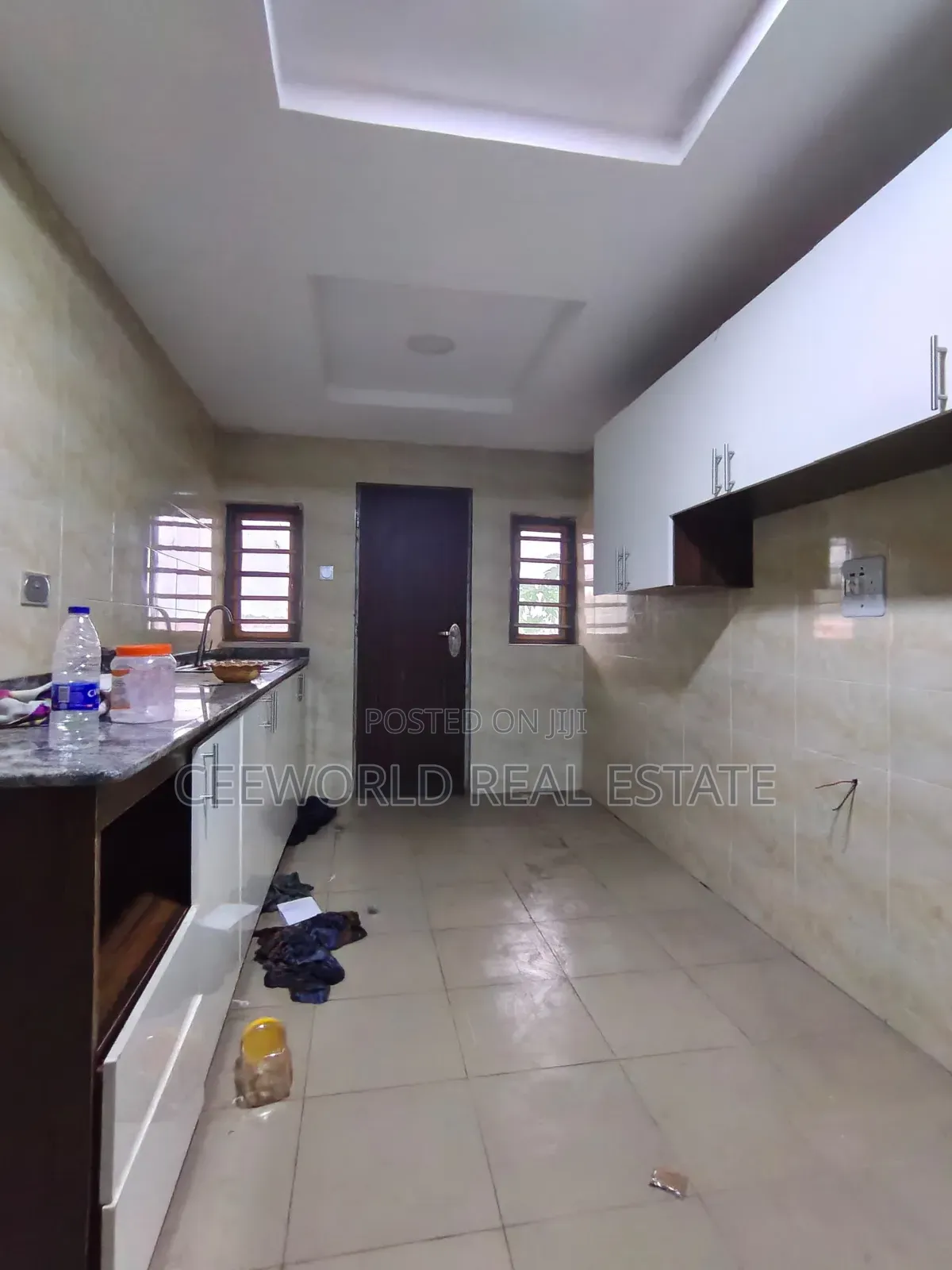 3bdrm Apartment in Oluyole Main Estate for rent