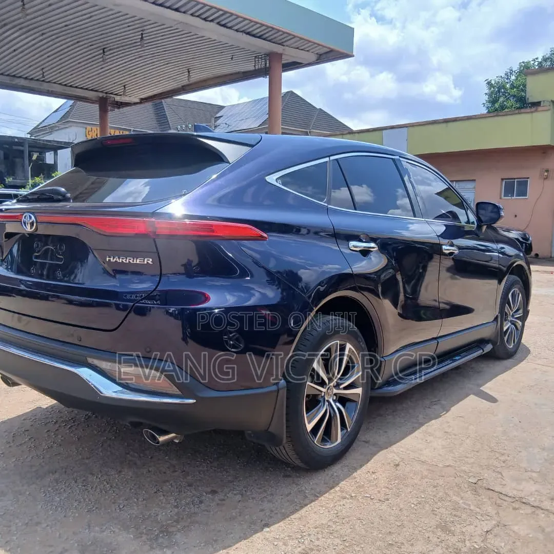 Toyota Venza 2024 Blue
