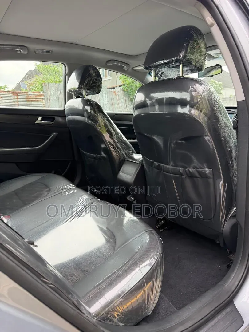 Hyundai Sonata Sport 4dr Sedan (2.4L 4cyl 6A) 2015 Silver