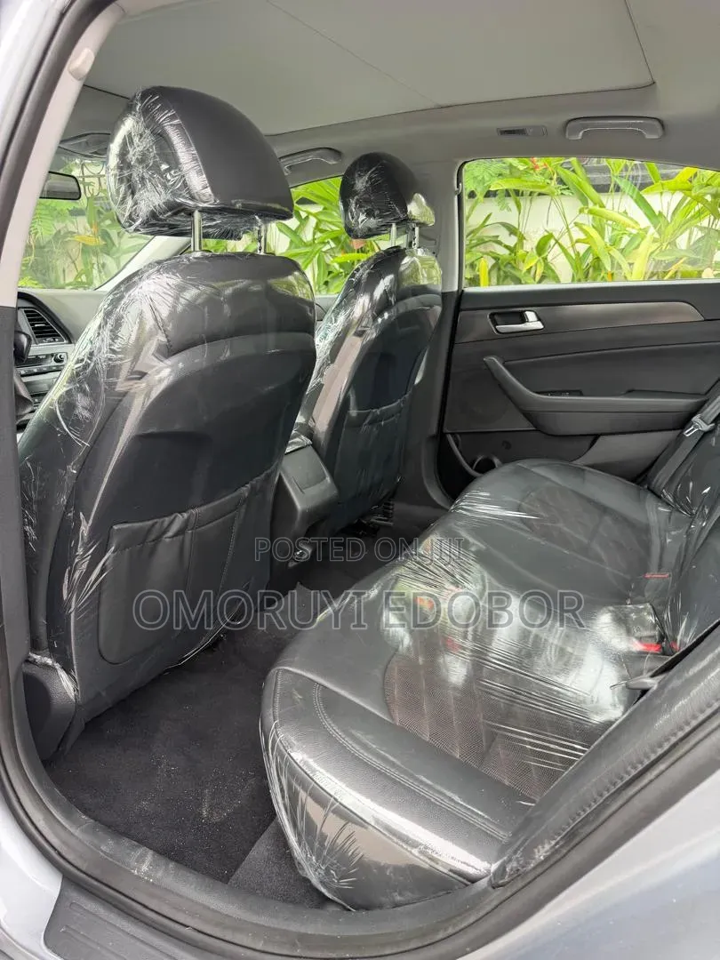 Hyundai Sonata Sport 4dr Sedan (2.4L 4cyl 6A) 2015 Silver