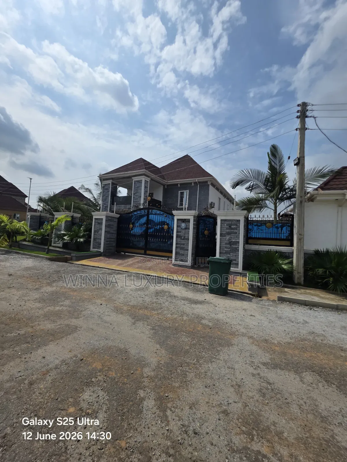 Furnished 5bdrm Mansion in Idu By Nizamiya Axis for sale