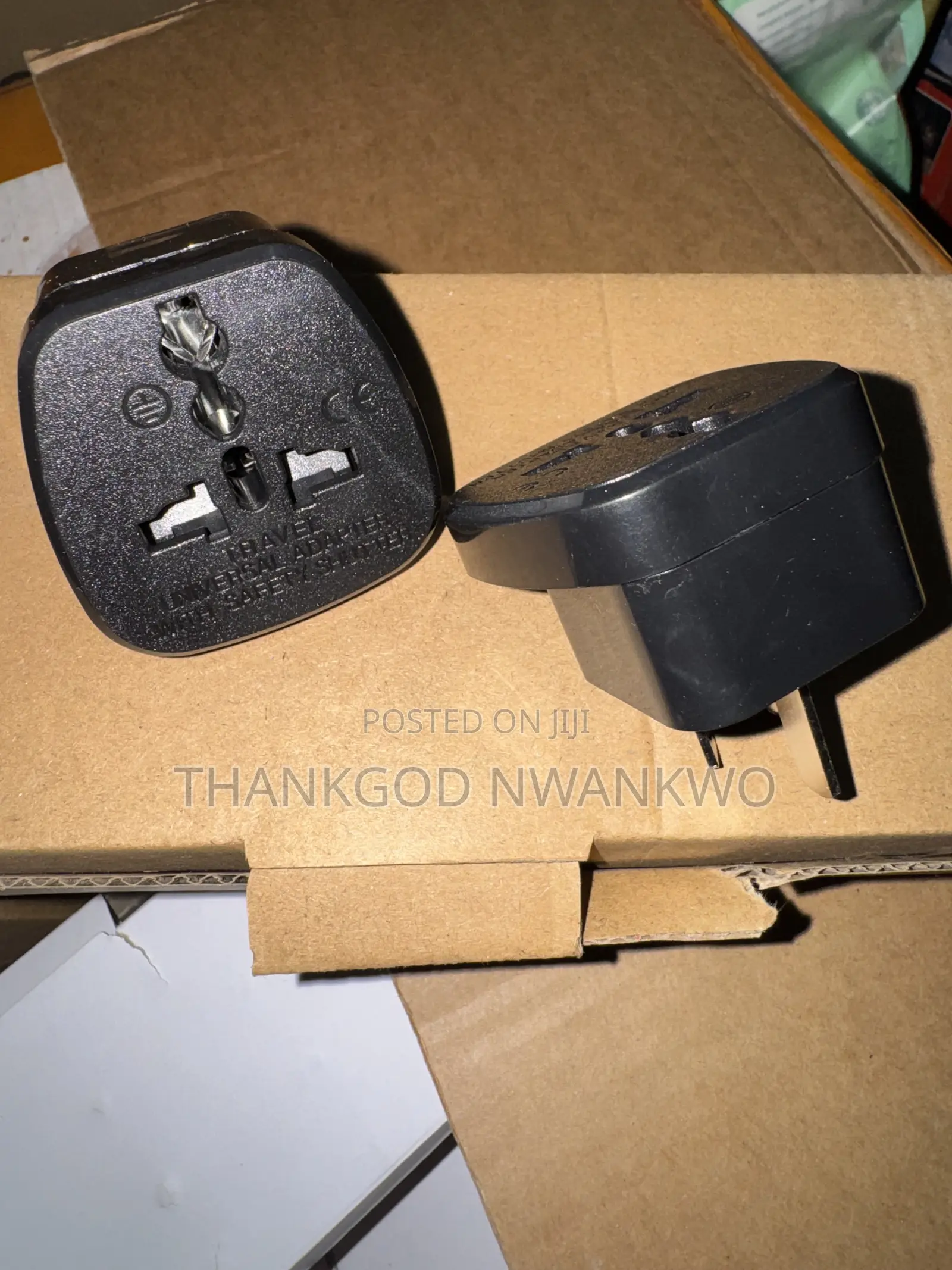 Au to Uk Plug Converter
