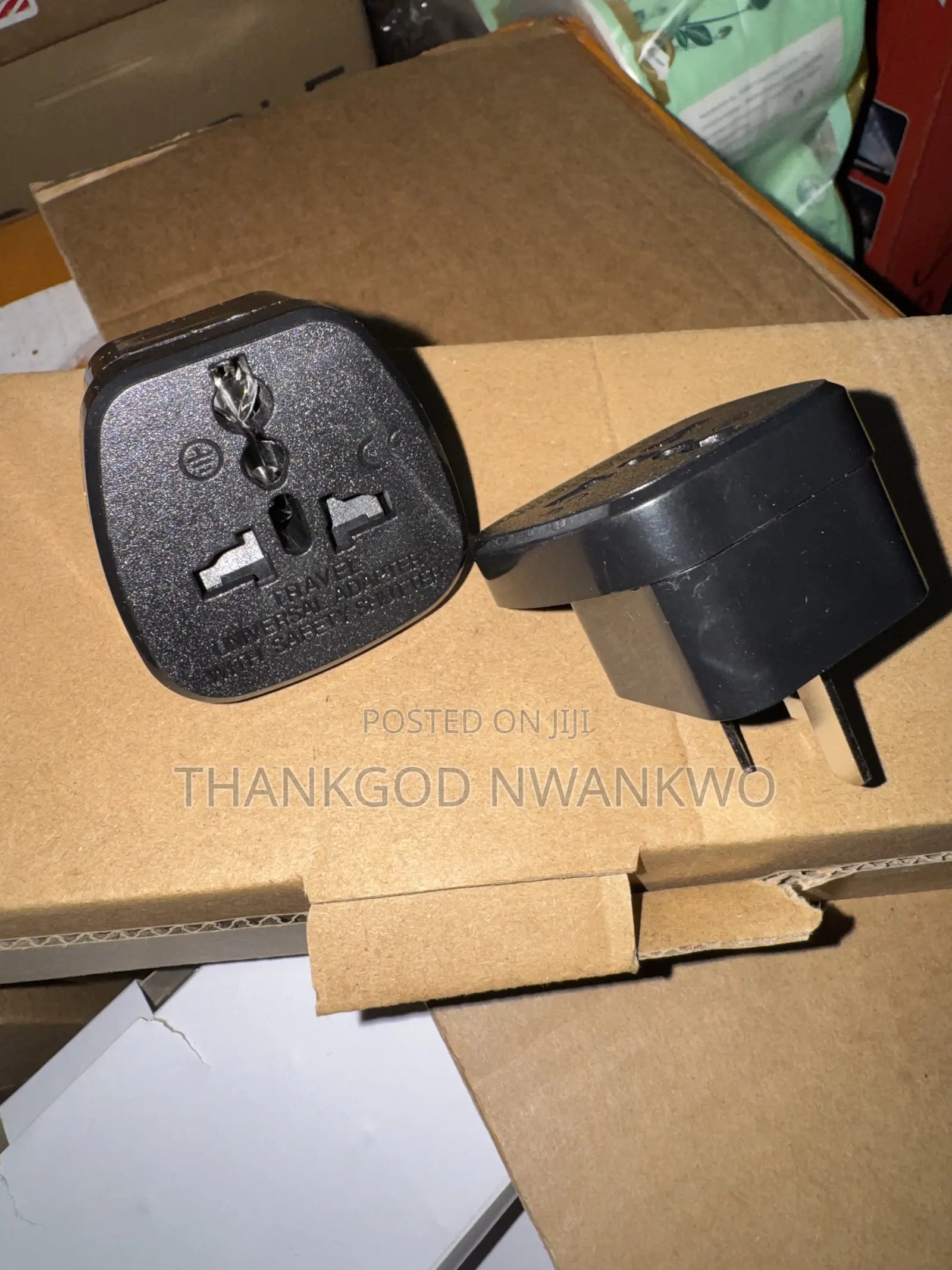Au to Uk Plug Converter