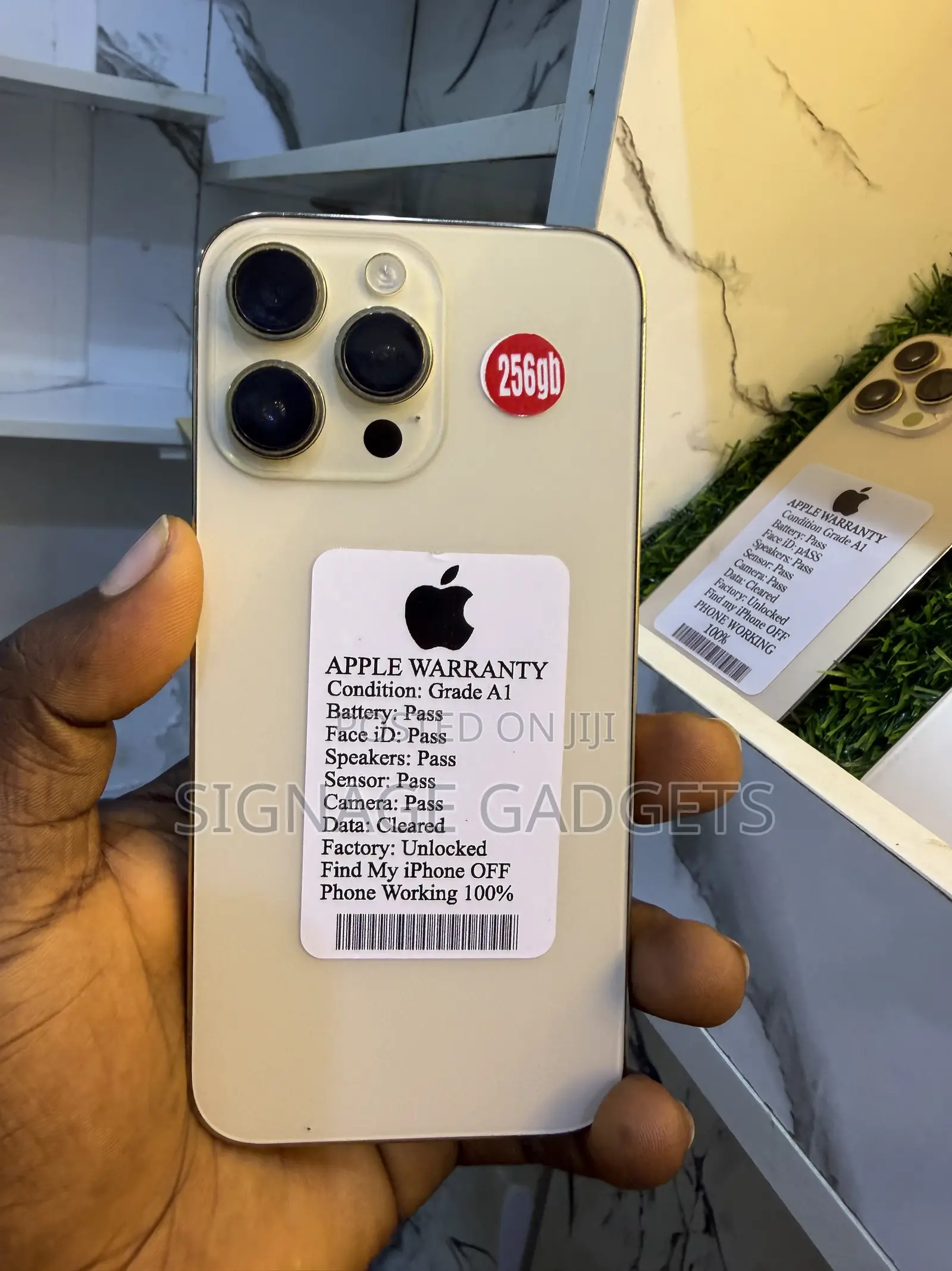 Apple iPhone 14 Pro Max 256 GB Gold