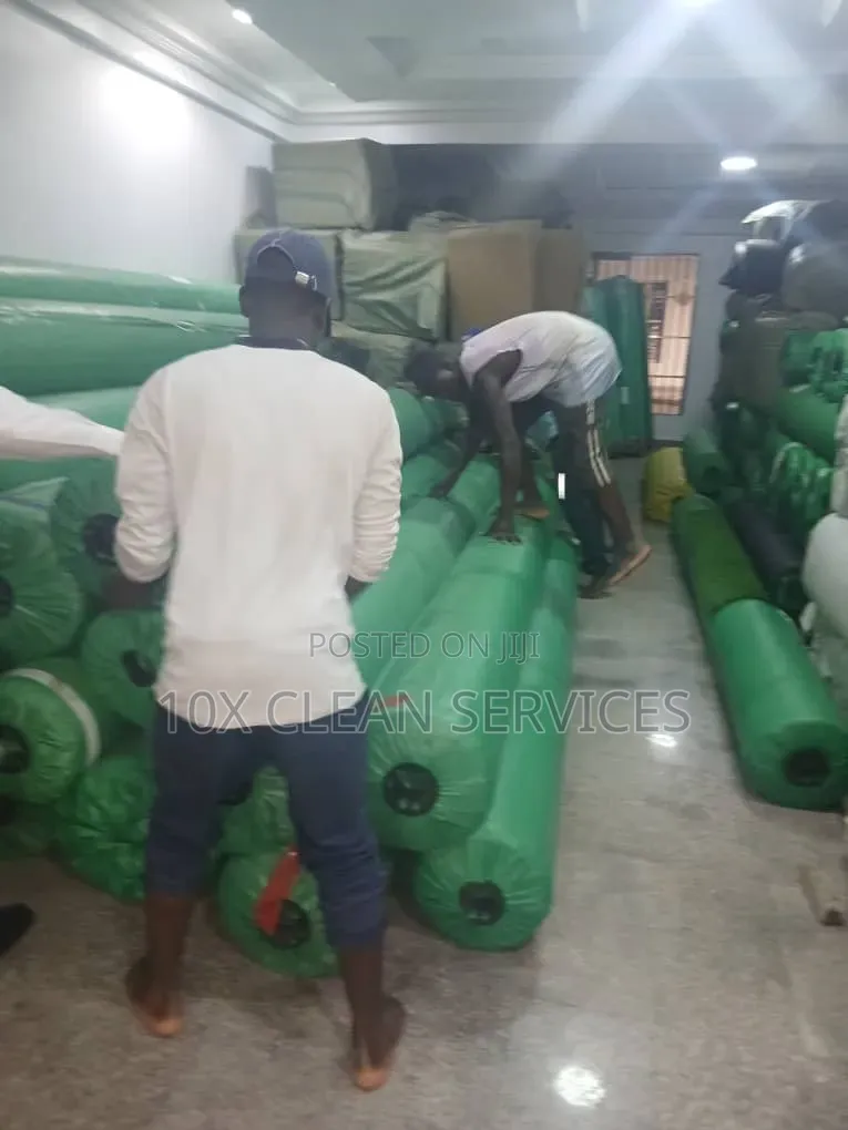 Luxury Red And Green Carpet Grass For Rent (Brand New)
