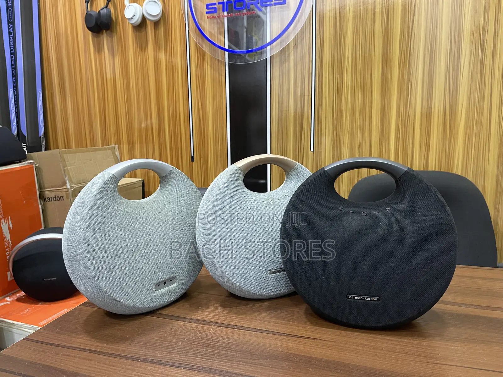 Harman Kardon Onyx Studio 6 Portable Speaker