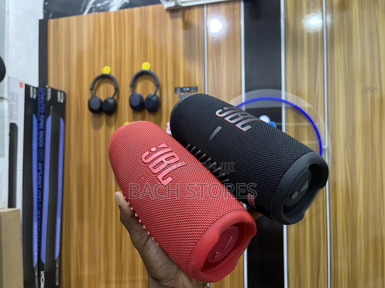 JBL Charge 5 Portable Waterproof Speaker With Powerbank