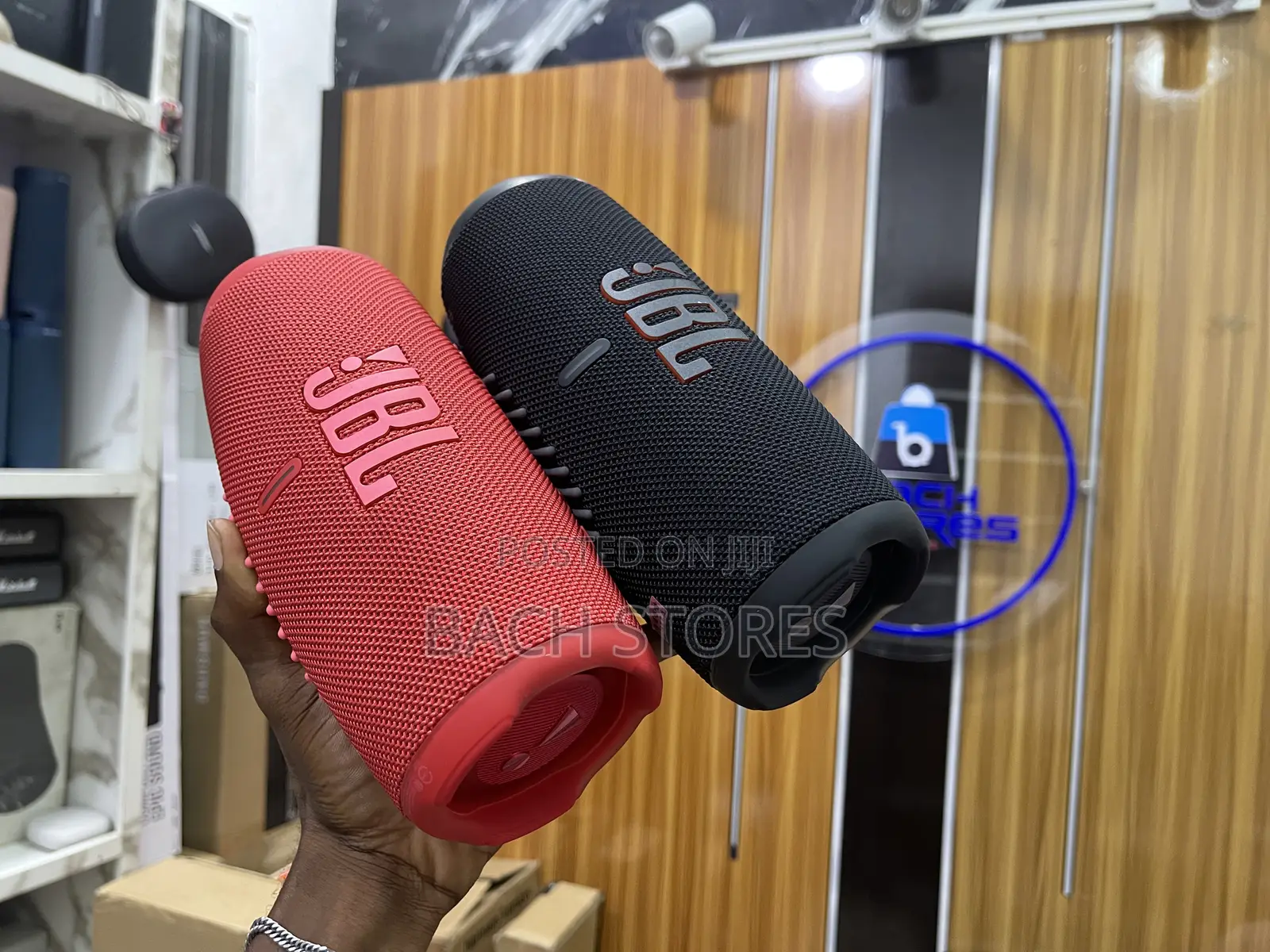 JBL Charge 5 Portable Waterproof Speaker With Powerbank