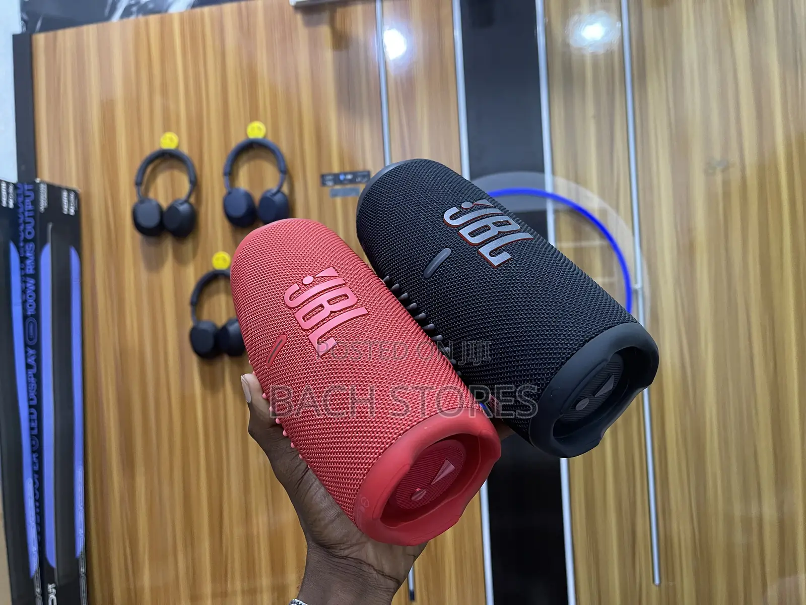 JBL Charge 5 Portable Waterproof Speaker With Powerbank