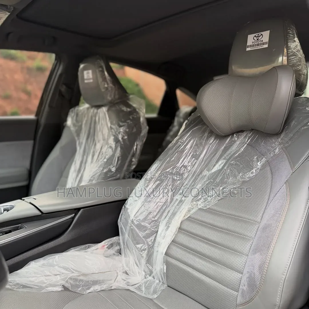 Toyota Avalon 2019 Black