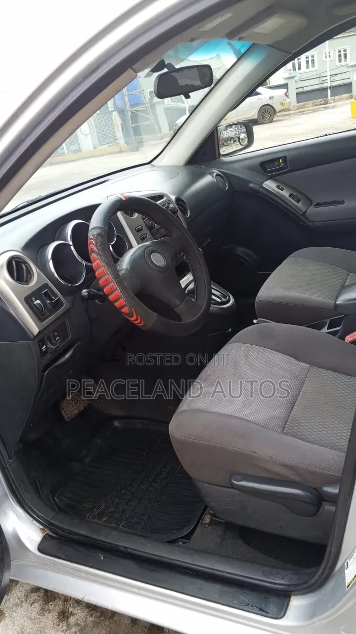 Toyota Matrix 2007 Silver