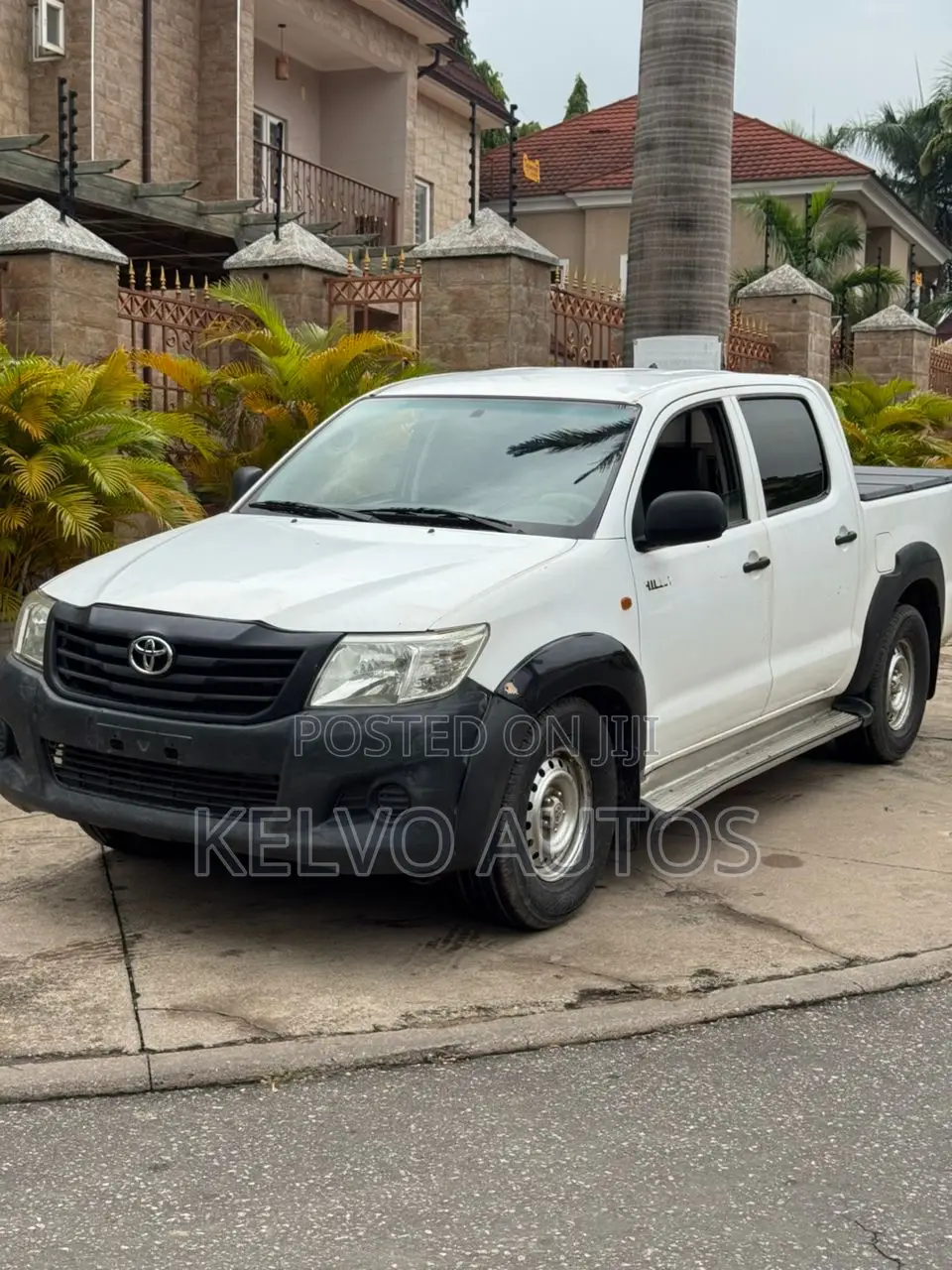 Toyota Hilux 2014 White