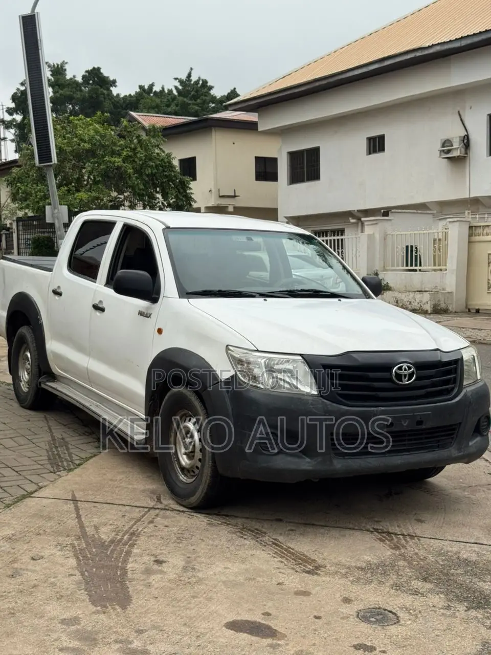 Toyota Hilux 2014 White