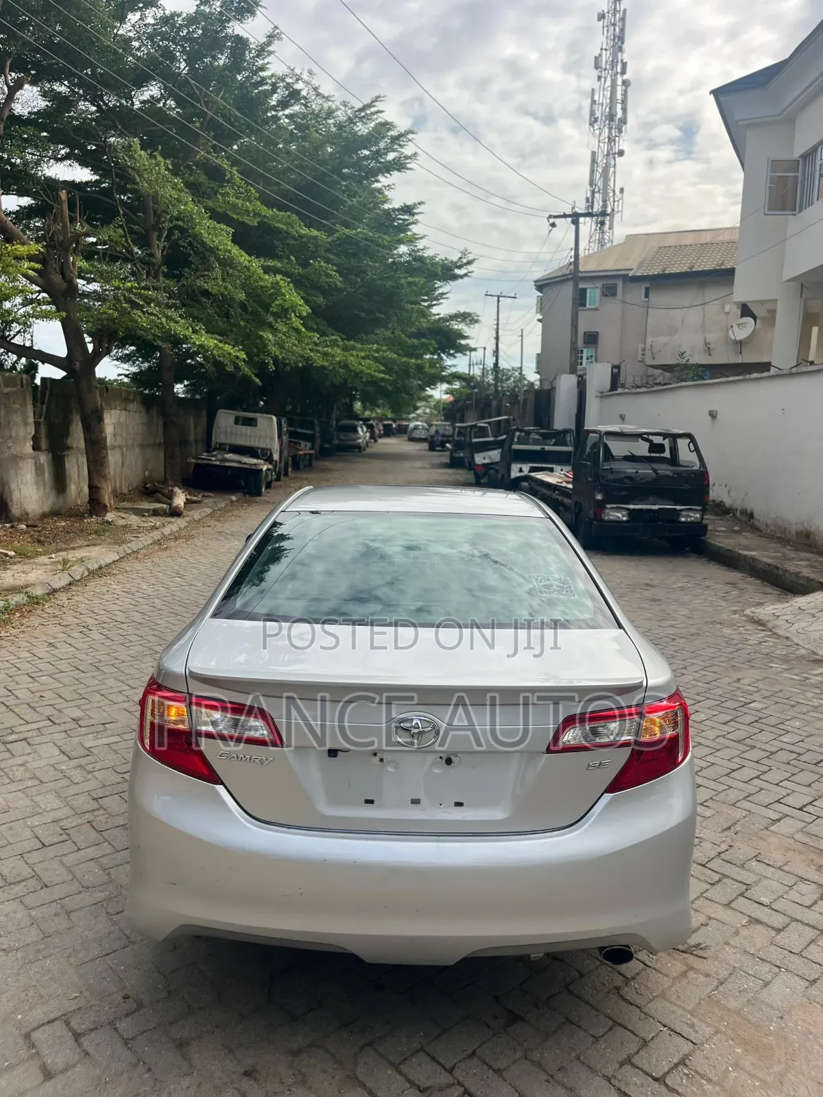 Toyota Camry 2012 Silver