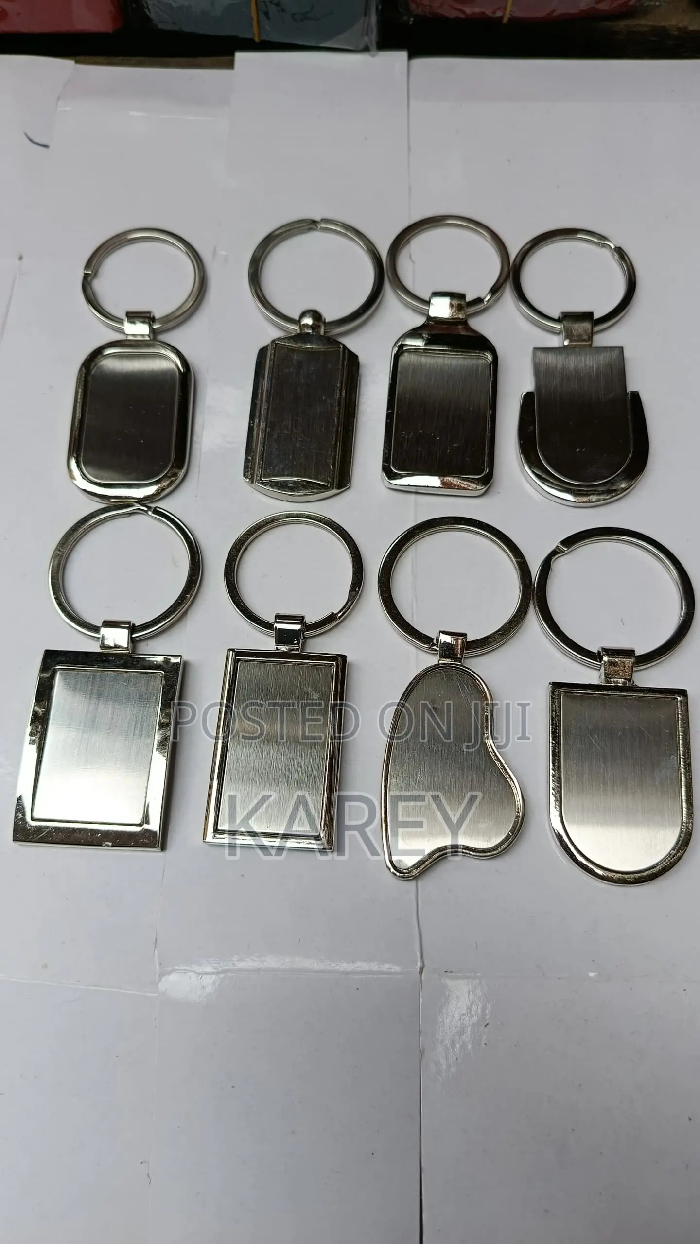 Key Holders of Different Designs,Colors and Prices