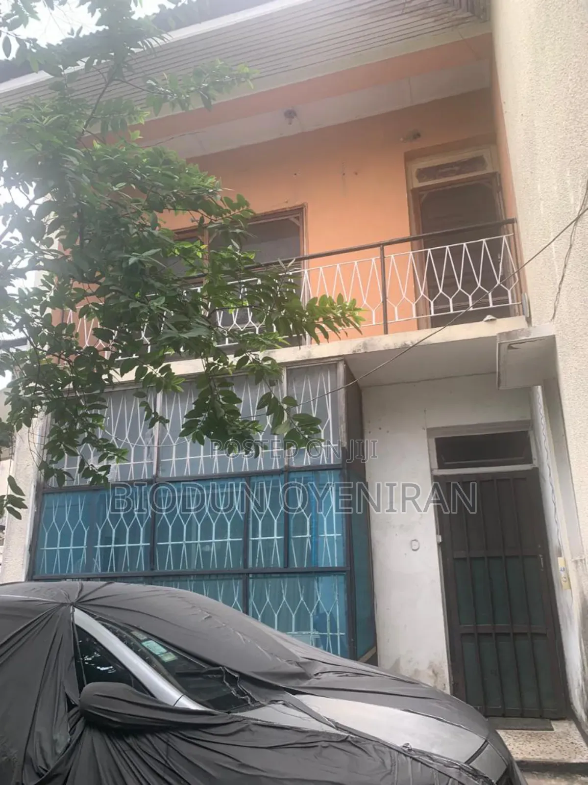 3bdrm Block of Flats in Adelabu for sale