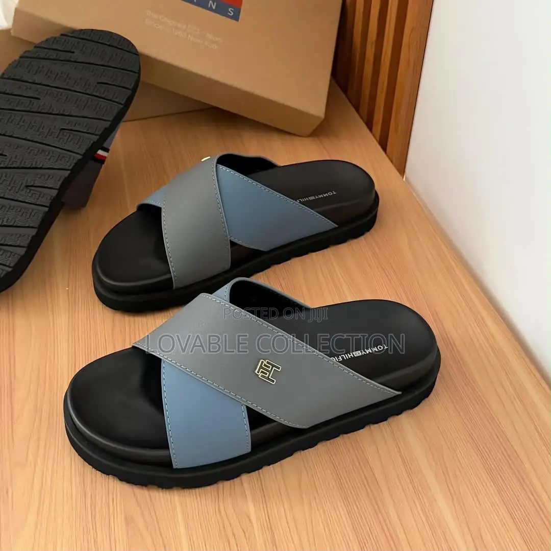 Tommy Hilfiger Men’S Dual-Panel Premium Comfort Slides
