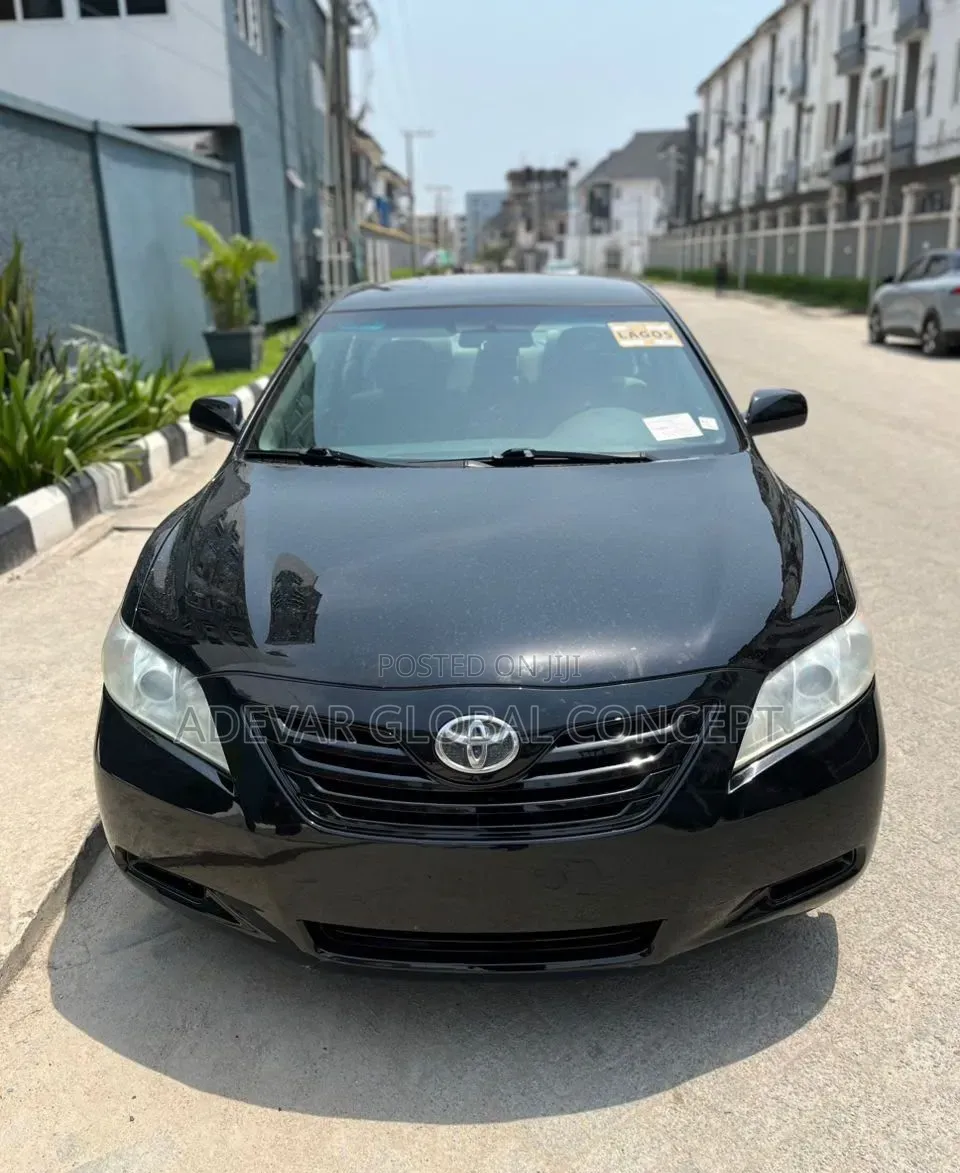 Toyota Camry 2009 Gray