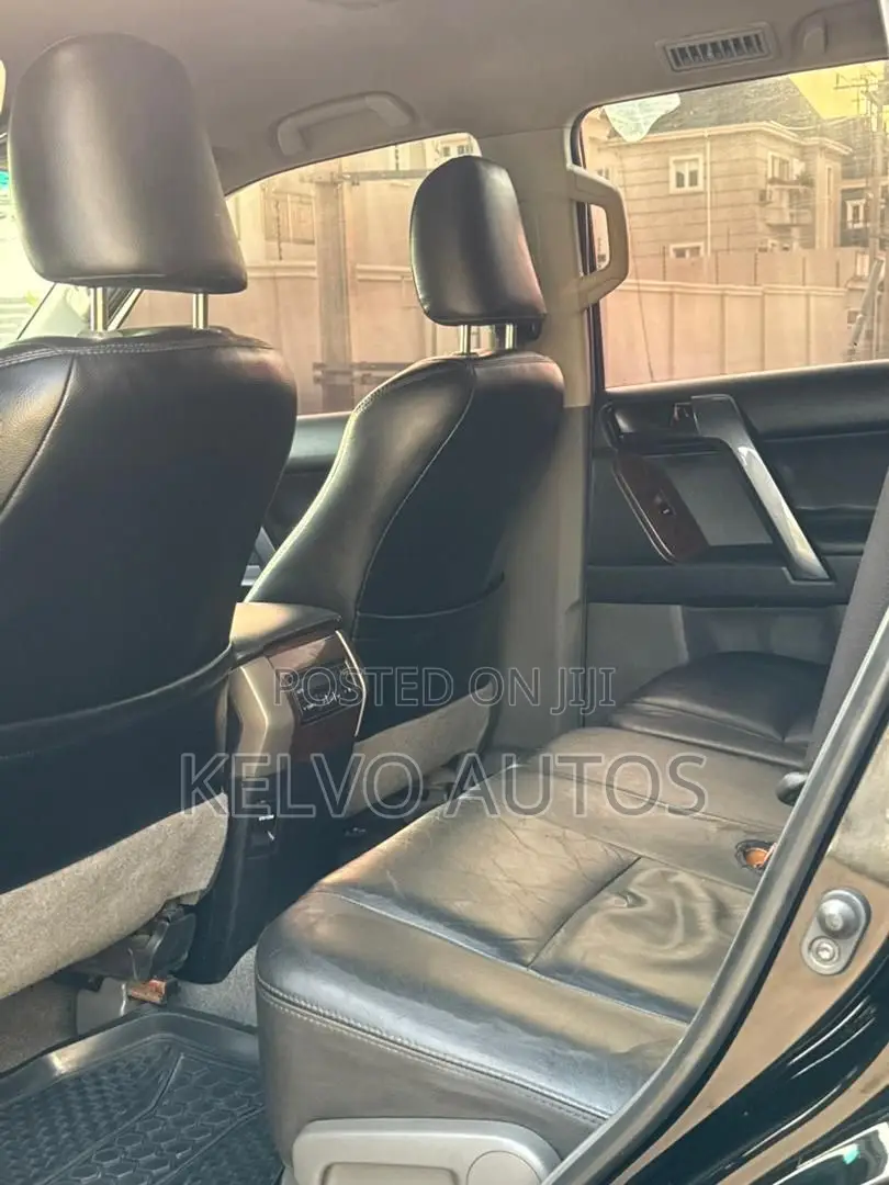 Toyota Land Cruiser Prado 2014 Black