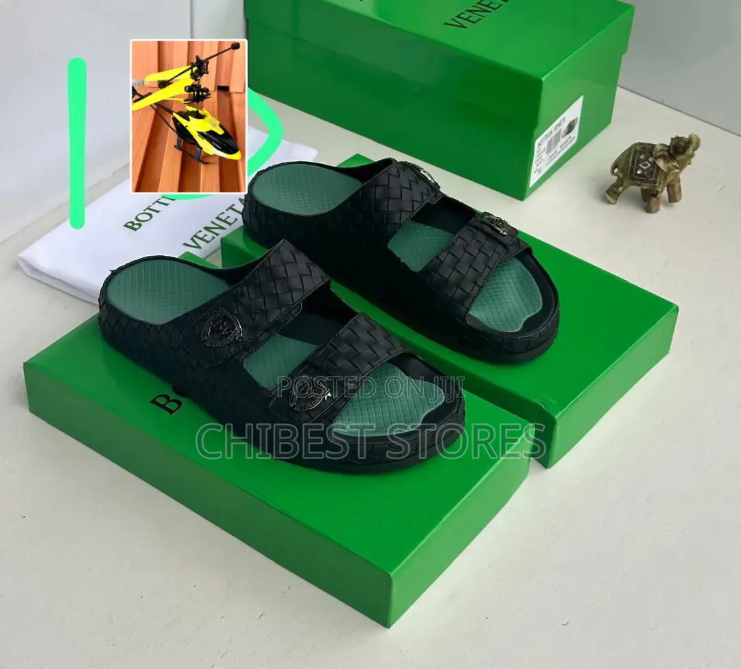 Premium Bottega Veneta Mens Slippers