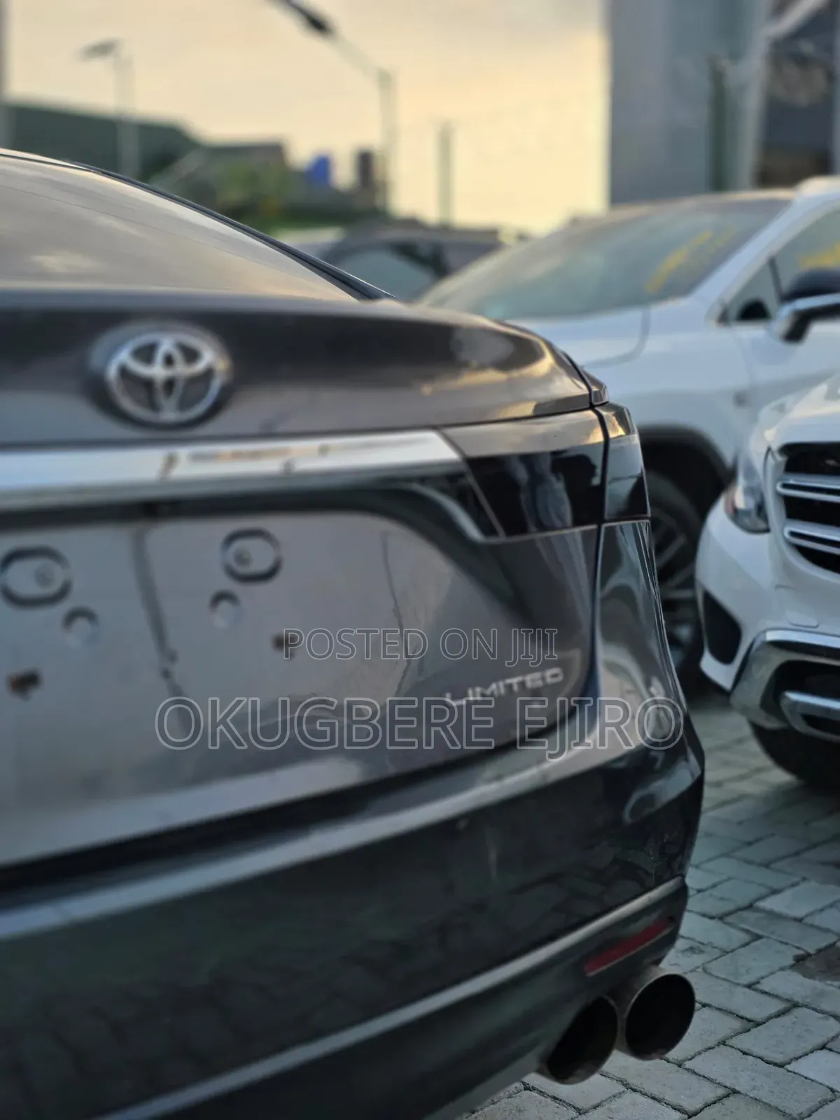 Toyota Avalon Limited Sedan FWD (3.5L 6cyl 6A) 2013 Gray