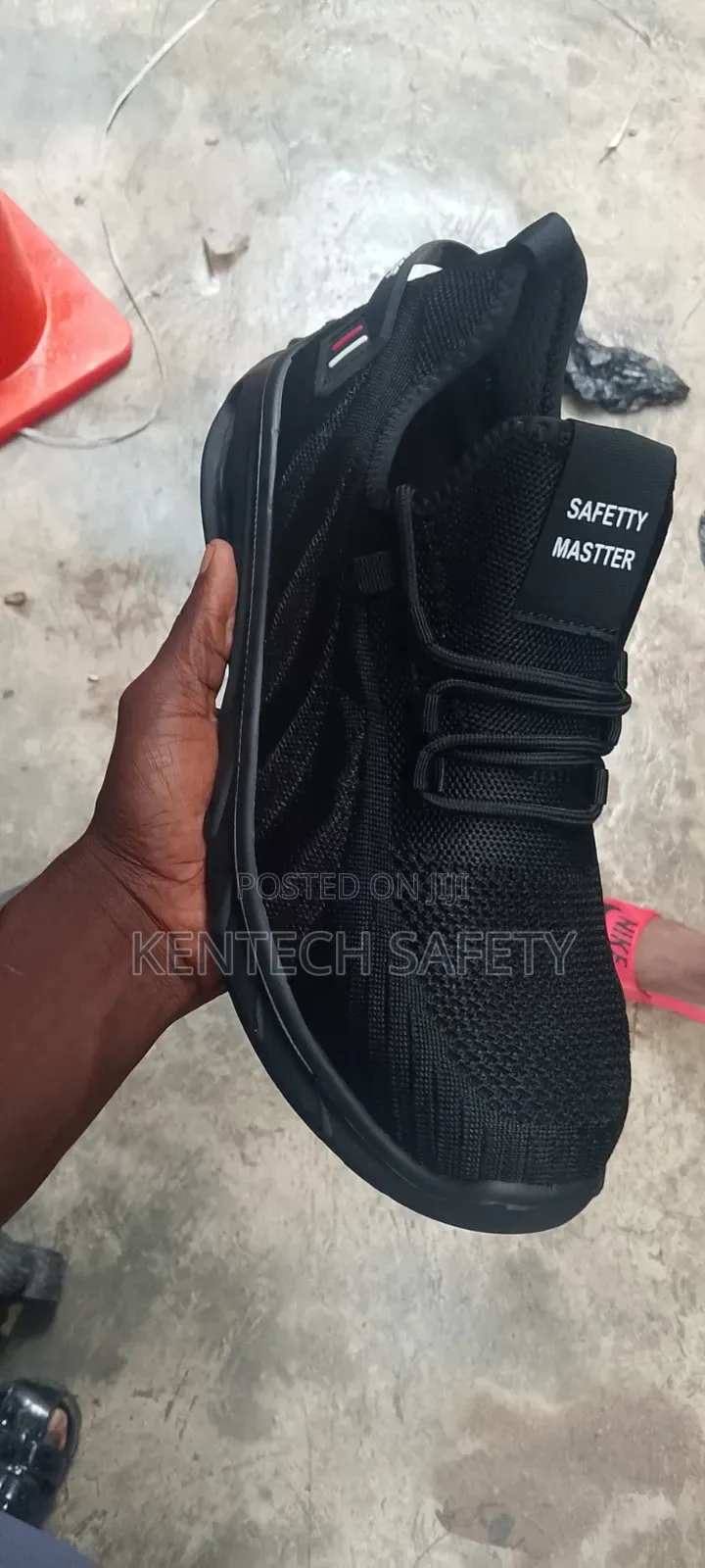 Safety Boot Oil Resistant, Shock Absorbent Protection