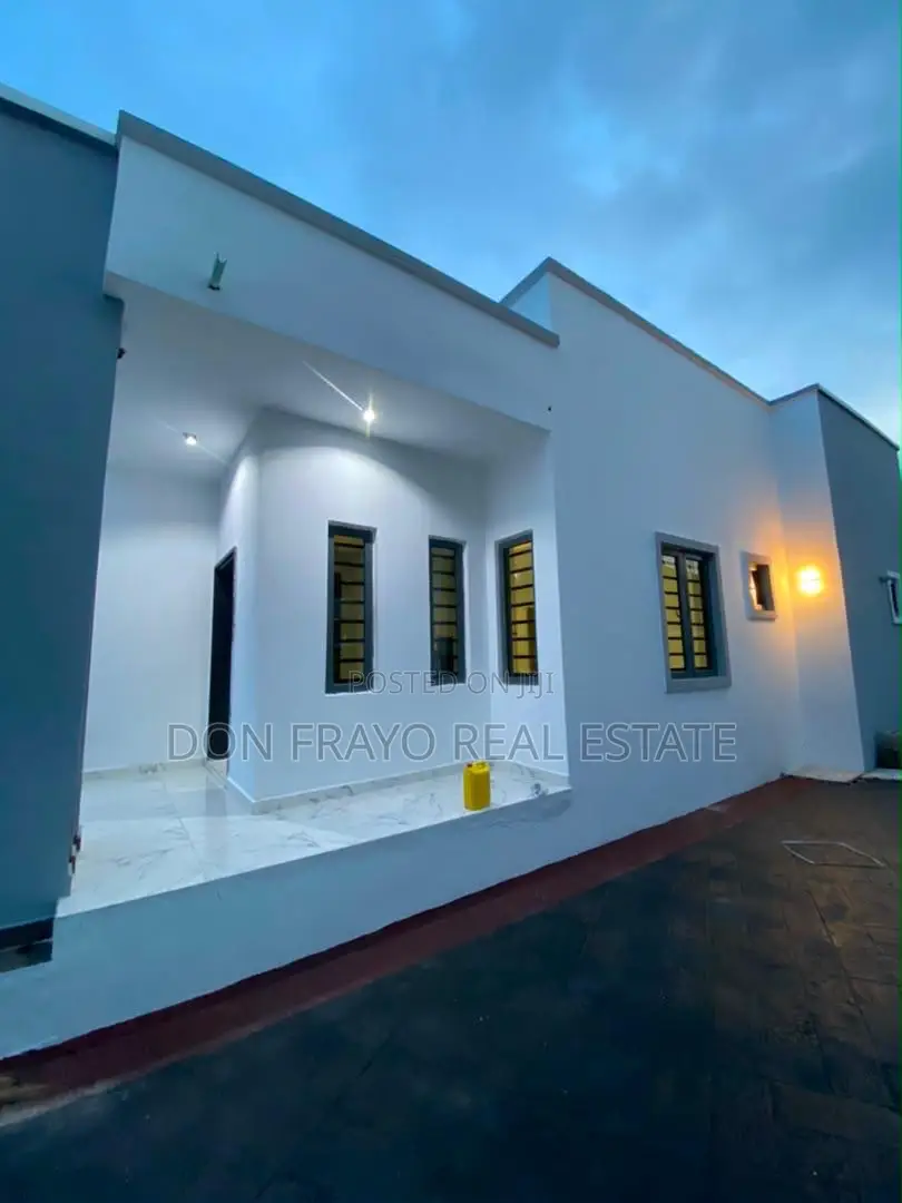 3bdrm Bungalow in Temidire Estate, Ologuneru for sale