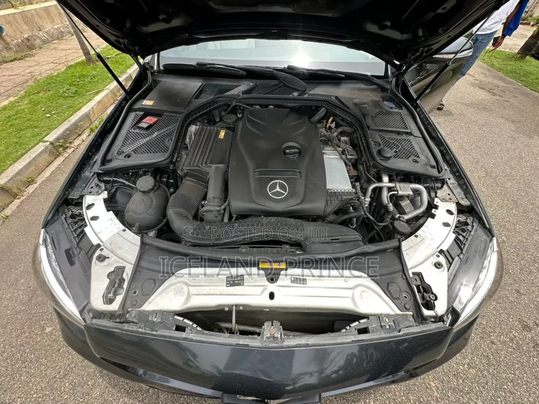 Mercedes-Benz C300 2015 Gray